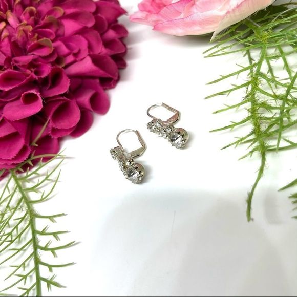 VINTAGE⚜️Crystal Cluster Drop Euro Hoop Earrings - Picture 6 of 8